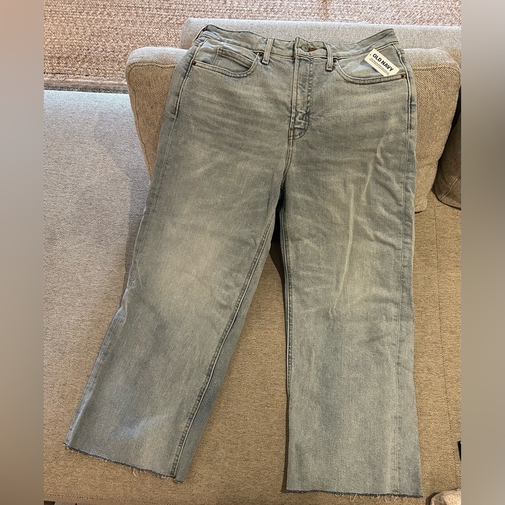 Extra High-Waisted Cropped Cut-Off Wide-Legged Jeans